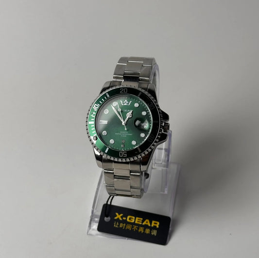 XāGear Menās Watch ā Green Dial, Green Rotating Bezel