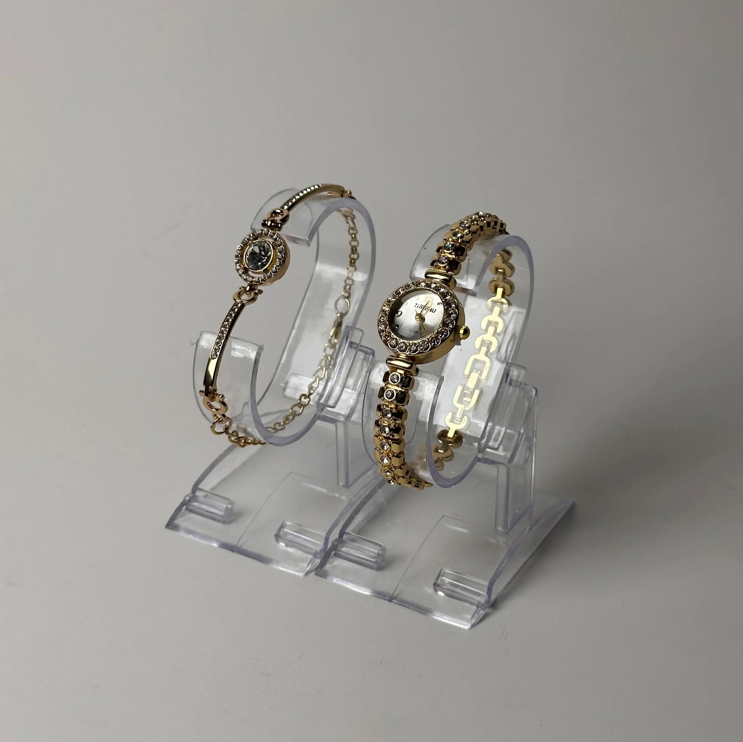 Elegant Gold-Tone Bracelet Watch